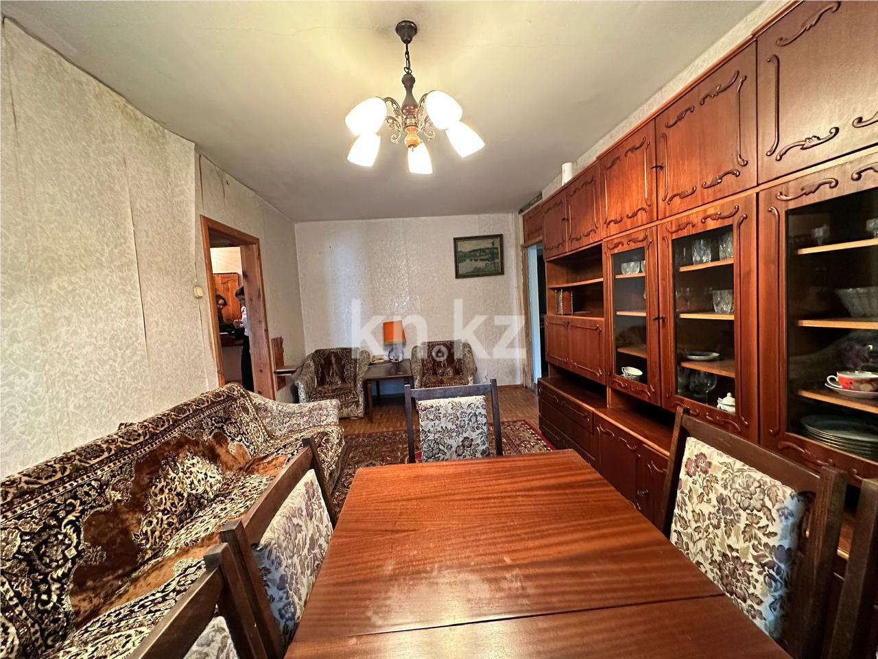 Продажа 3-комнатной квартиры, 60 м², ул. Гоголя в Караганде - фото 2