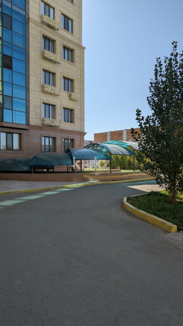 Продажа 3-комнатной квартиры, 99.7 м² в Уральске - фото 36