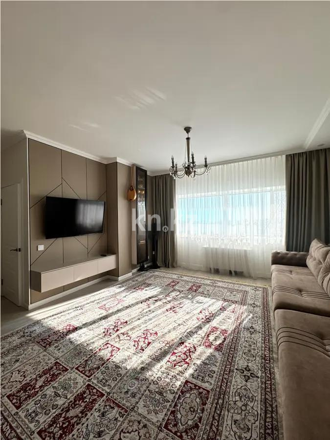 Продажа 3-комнатной квартиры, 110 м², ул. Достык, дом  5 в Астане