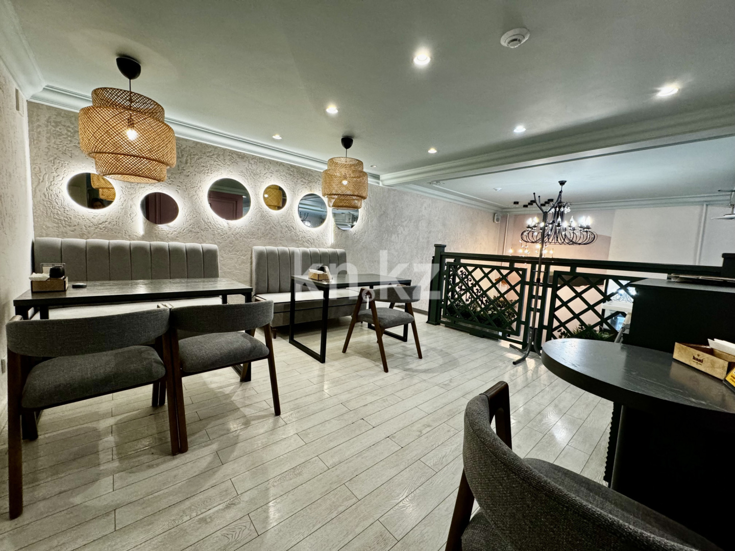 Продажа , 300 м², ул. Чкалова - Продажа офисных и торговых помещений в Караганде фото 16 из 17