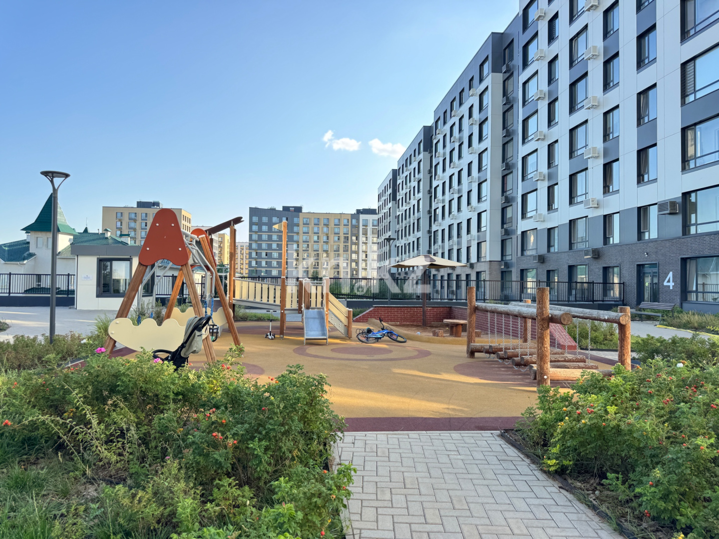 Продажа 4-комнатной квартиры, 126.5 м² в Астане - фото 36