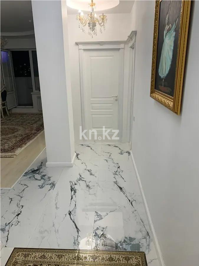 Продажа 2-комнатной квартиры, 77 м², пр. Кабанбай батыра, дом  11 в Астане