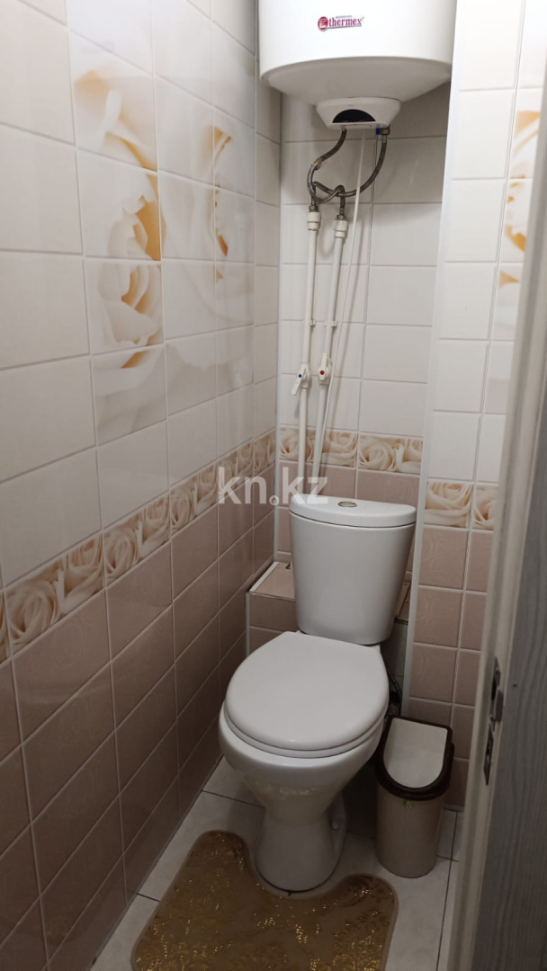 Аренда 1-комнатной квартиры посуточно, 40 м², ул. Рыскулова, дом  15 - Аренда квартир посуточно в Караганде с фото фото 2 из 5