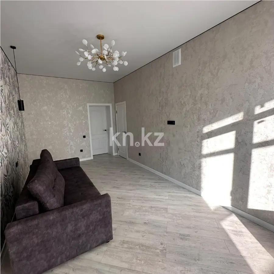 Продажа 3-комнатной квартиры, 77 м², ул. Бокейхана, дом  28 - Продажа  трехкомнатных квартир в новостройках Астаны без посредников фото 1 из 4