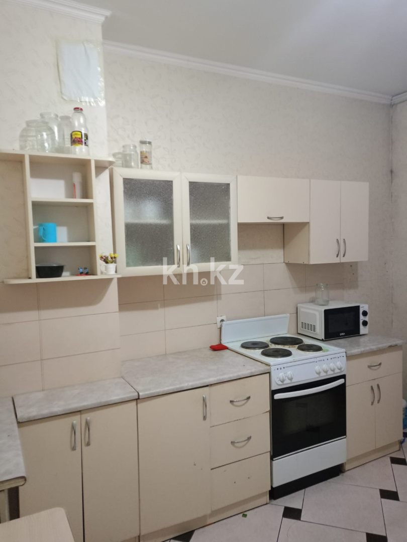 Аренда 2-комнатной квартиры, 65 м² - Продажа земельных участков в Уральске фото 1 из 16