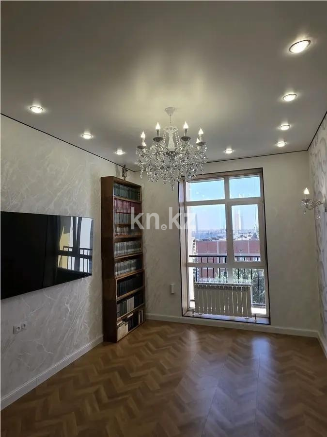 Продажа 3-комнатной квартиры, 60 м² - Продажа квартир в Караганде - страница 2 фото 1 из 8