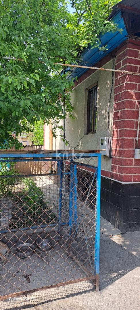 Продажа 5-комнатного дома, 85 м², Гульдала п., дом  43 - ул. Наурызбай батыра - Продажа домов и коттеджей в Алматы фото 1 из 3