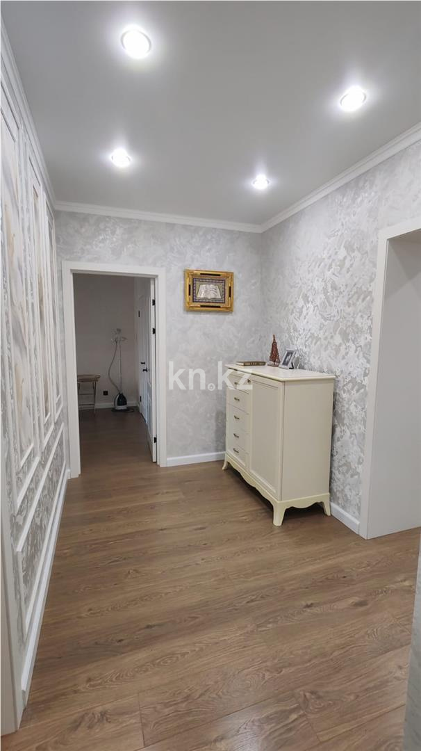 Продажа 4-комнатной квартиры, 115 м², ул. Букетова - Продажа квартир в Караганде фото 27 из 29