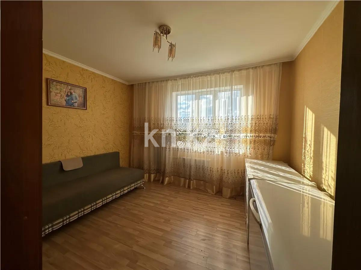 Продажа 3-комнатной квартиры, 80 м², ул. Сарыарка, дом  19 - Продажа квартир в Караганде без посредников с фото фото 1 из 5