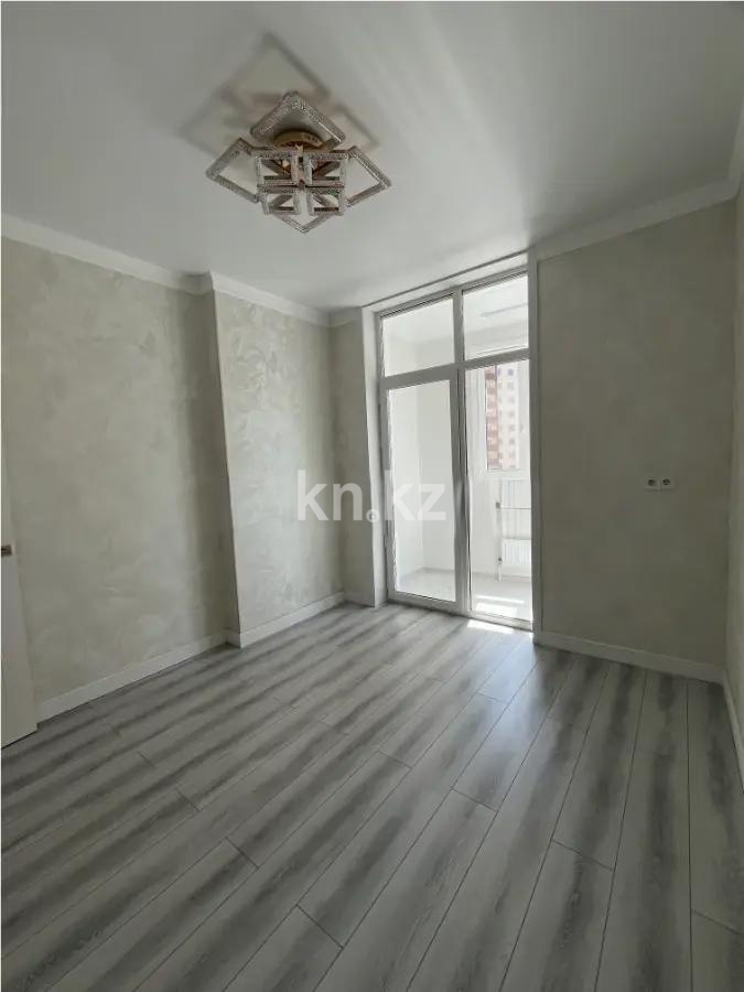 Продажа 1-комнатной квартиры, 43 м², пр. Кошкарбаева, дом  36 в Астане - фото 3