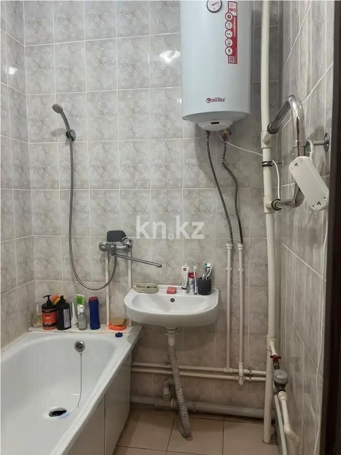 Продажа 1-комнатной квартиры, 47 м² в Караганде - фото 3