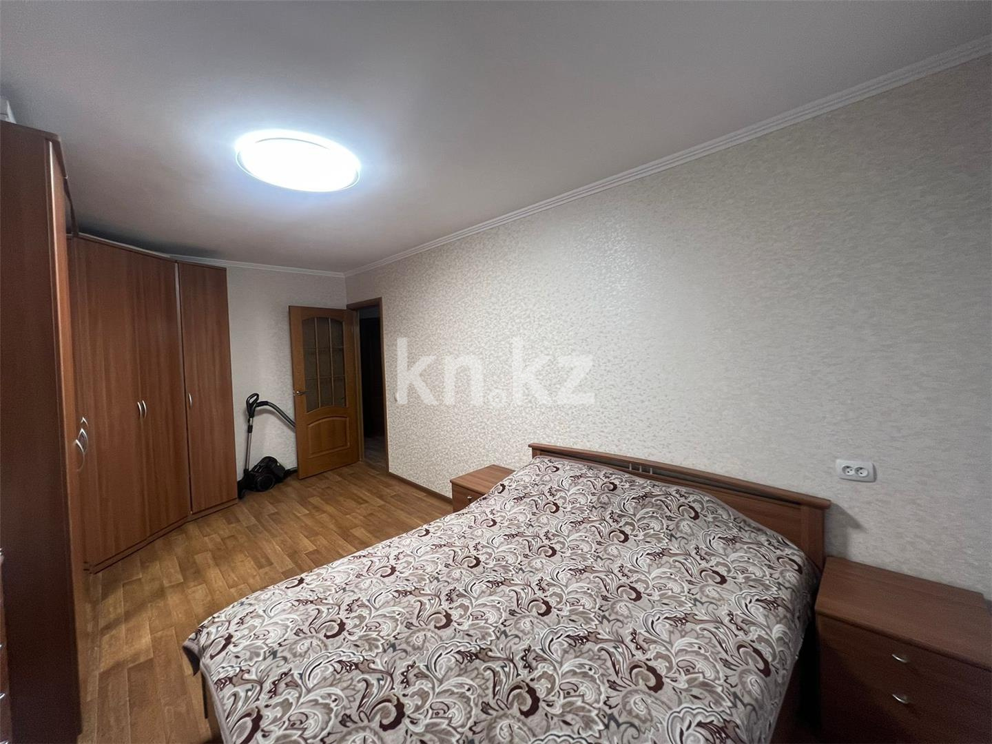 Продажа 3-комнатной квартиры, 62 м², пр. Республики, дом  28 - Продажа  трехкомнатных квартир в Караганде фото 4 из 17