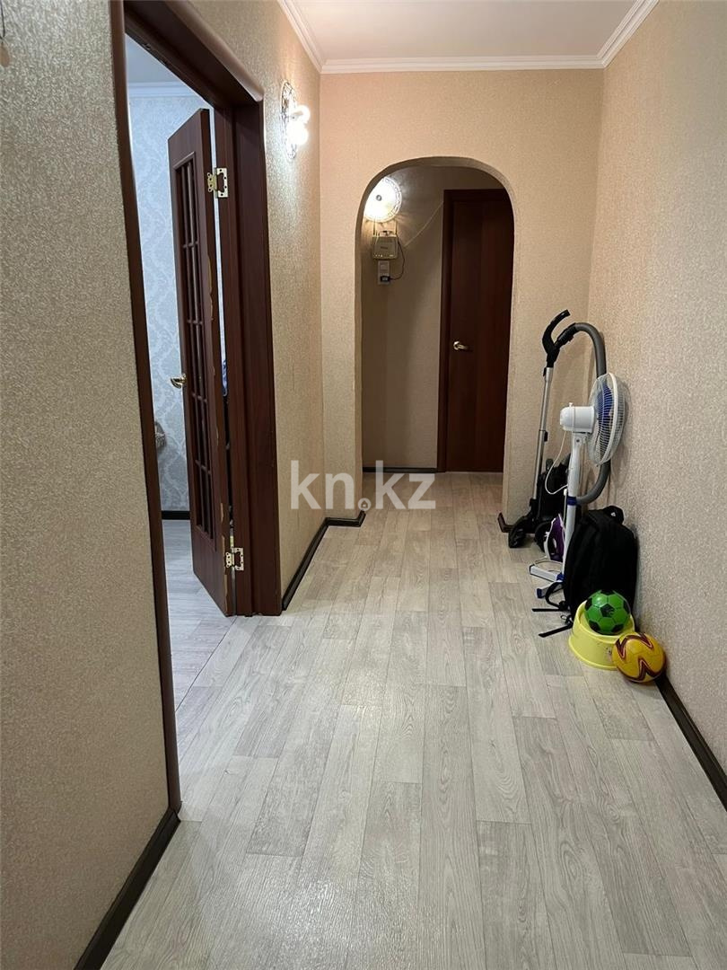 Продажа 3-комнатной квартиры, 63 м² - Недвижимость в Караганде - страница 4 фото 7 из 9