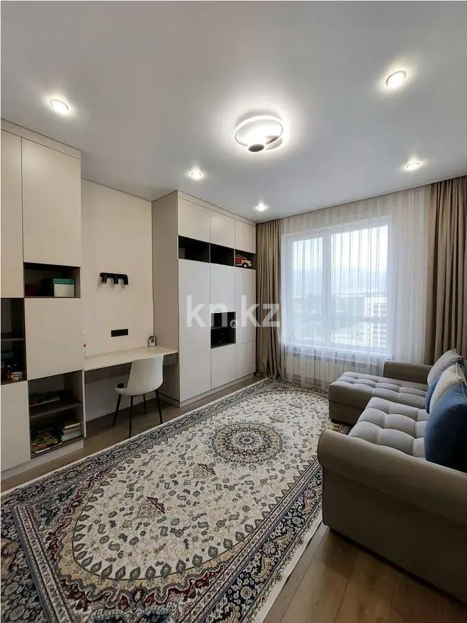 Продажа 3-комнатной квартиры, 67.2 м², ул. Утеген батыра, дом  11д в Алматы - фото 2