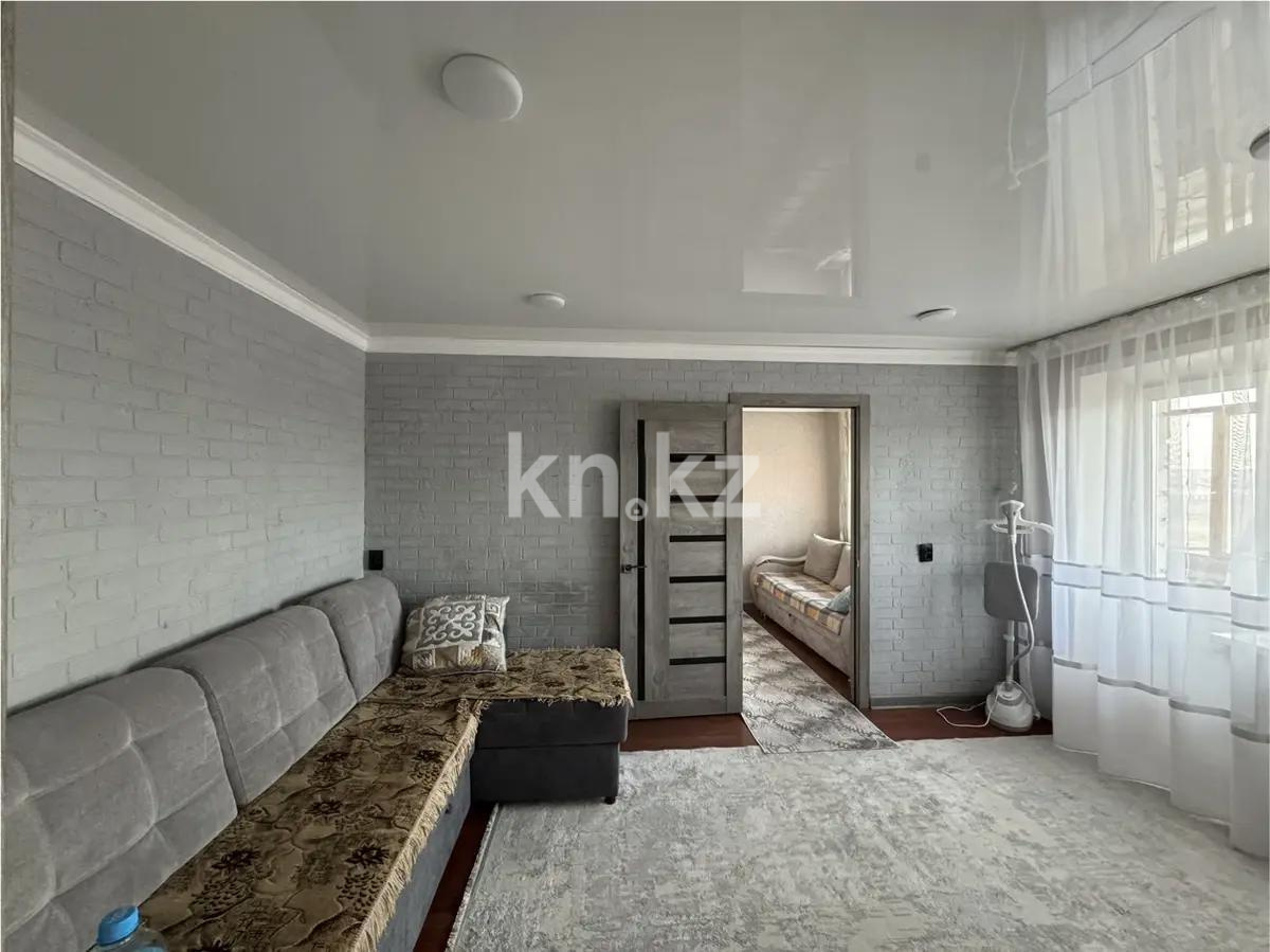 Продажа 3-комнатной квартиры, 42 м² - Продажа квартир в Караганде - страница 3 фото 1 из 6