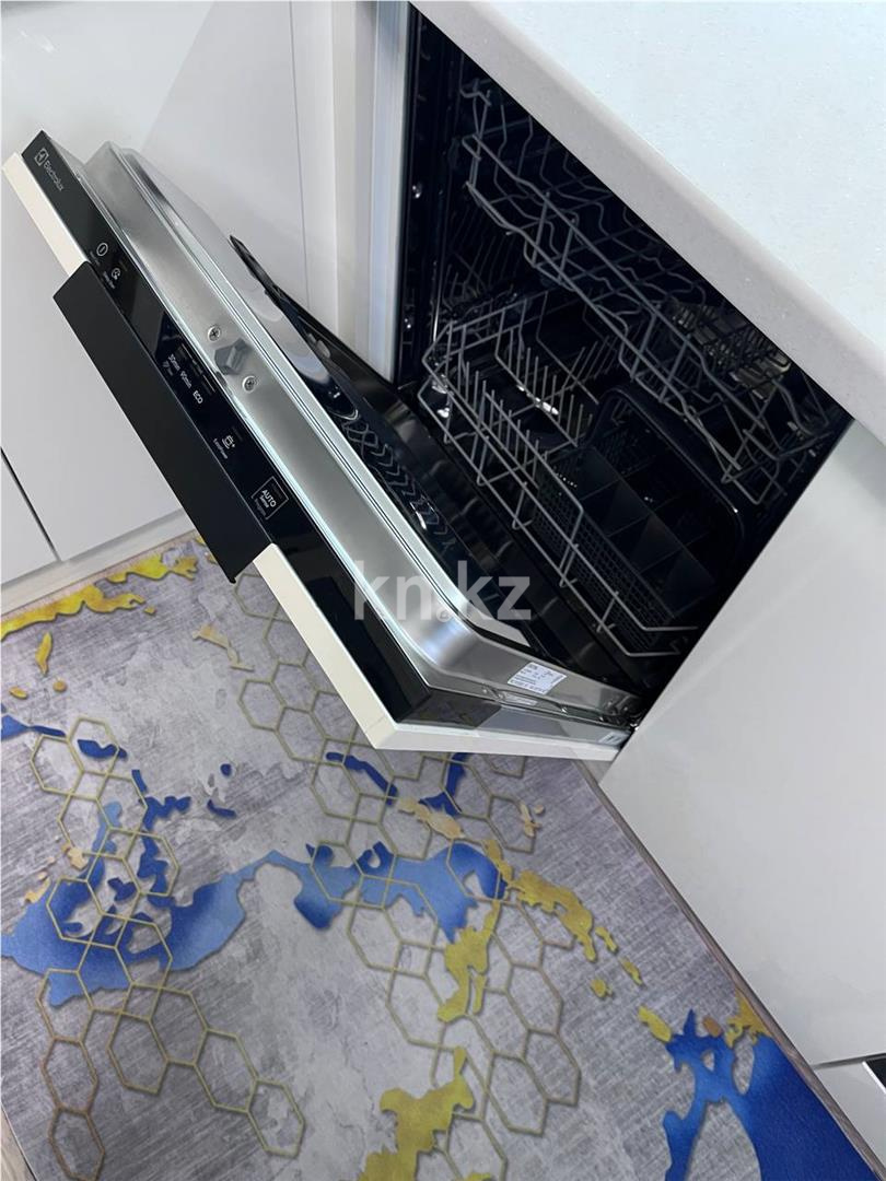 Продажа 4-комнатной квартиры, 77 м² - Продажа четырехкомнатных квартир в Караганде фото 23 из 35