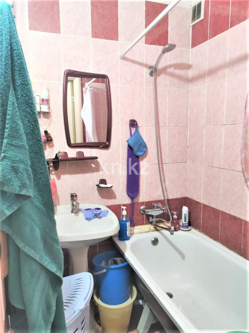 Продажа 2-комнатной квартиры, 45 м², мкр-н 23 в Караганде - фото 7