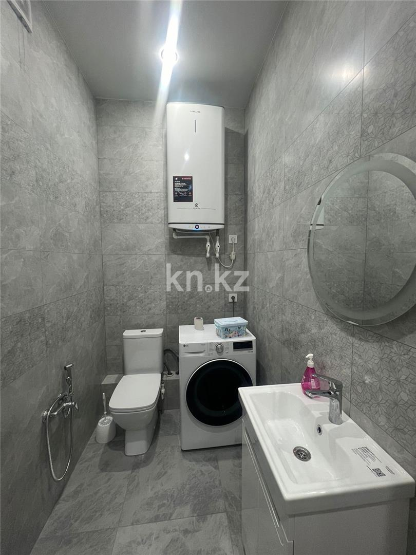 Продажа 4-комнатной квартиры, 107 м², ул. 3-я, дом  42б - Продажа  четырехкомнатных квартир в Караганде фото 9 из 19