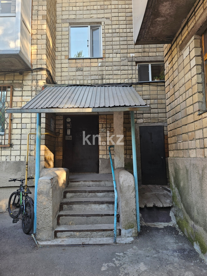 Продажа 1-комнатной квартиры, 35.6 м² - Продажа квартир в районе Город в Караганде фото 12 из 14