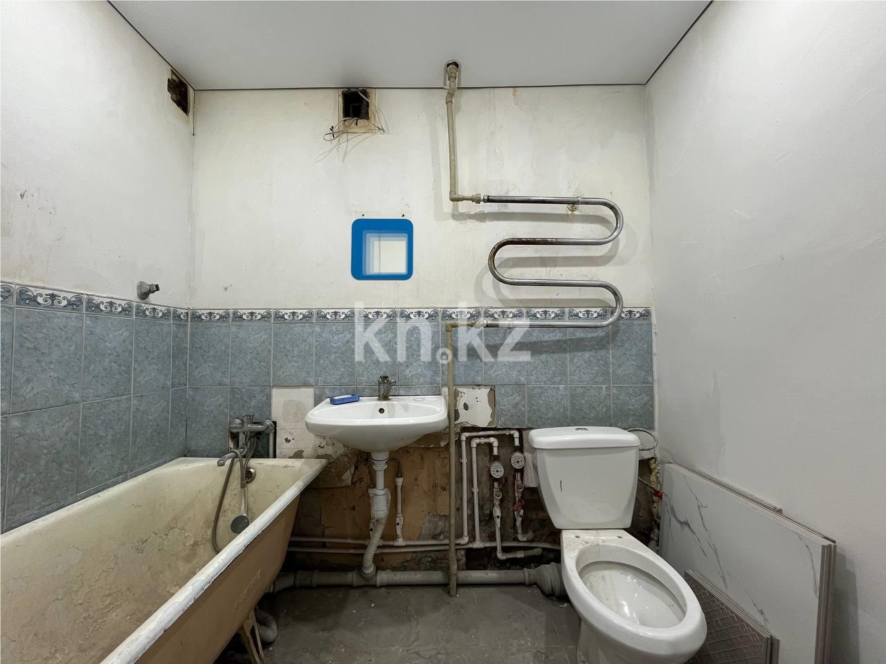 Продажа 3-комнатной квартиры, 54 м², ул. 6-й мик-н в Темиртау - фото 9