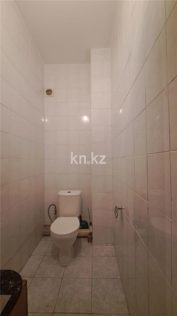 Продажа 2-комнатной квартиры, 72 м², пр. Абая в Астане - фото 5