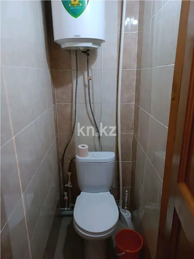 Продажа 2-комнатной квартиры, 46 м², 13 мкр., дом  36 в Караганде - фото 3