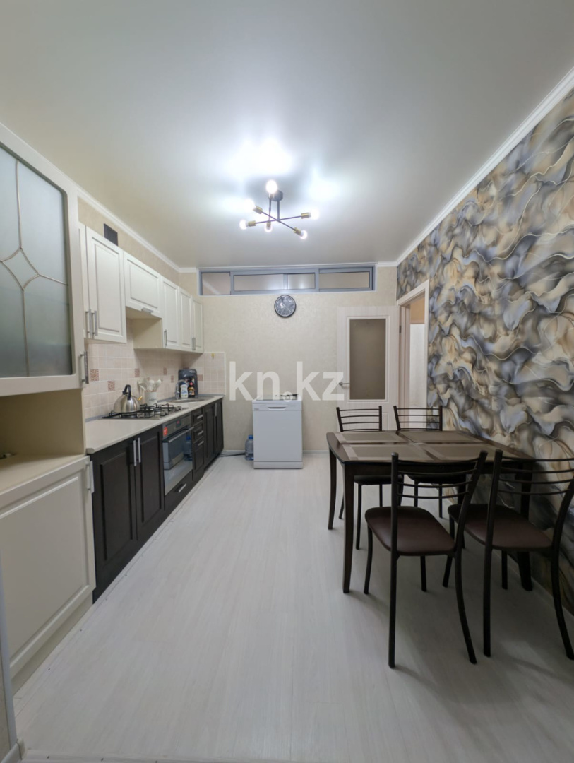 Продажа 2-комнатной квартиры, 60.7 м² в Уральске - фото 10
