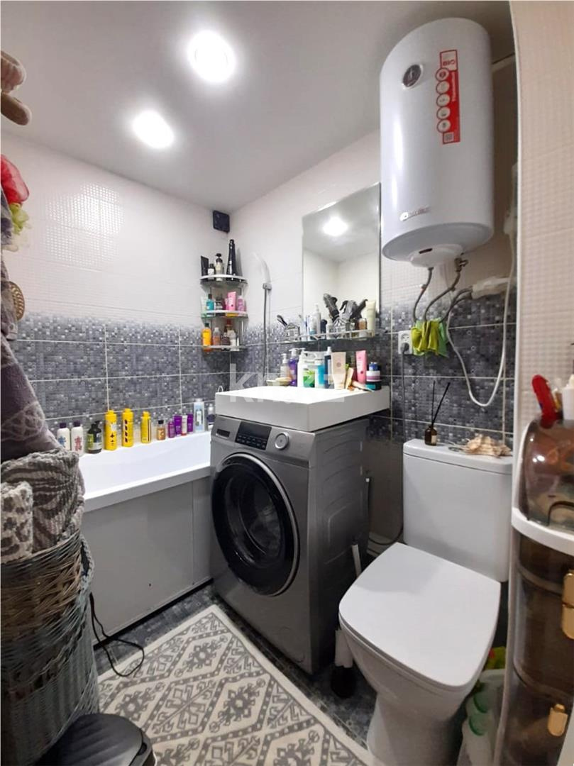 Продажа 3-комнатной квартиры, 61 м², ул. Алиханова в Караганде - фото 8