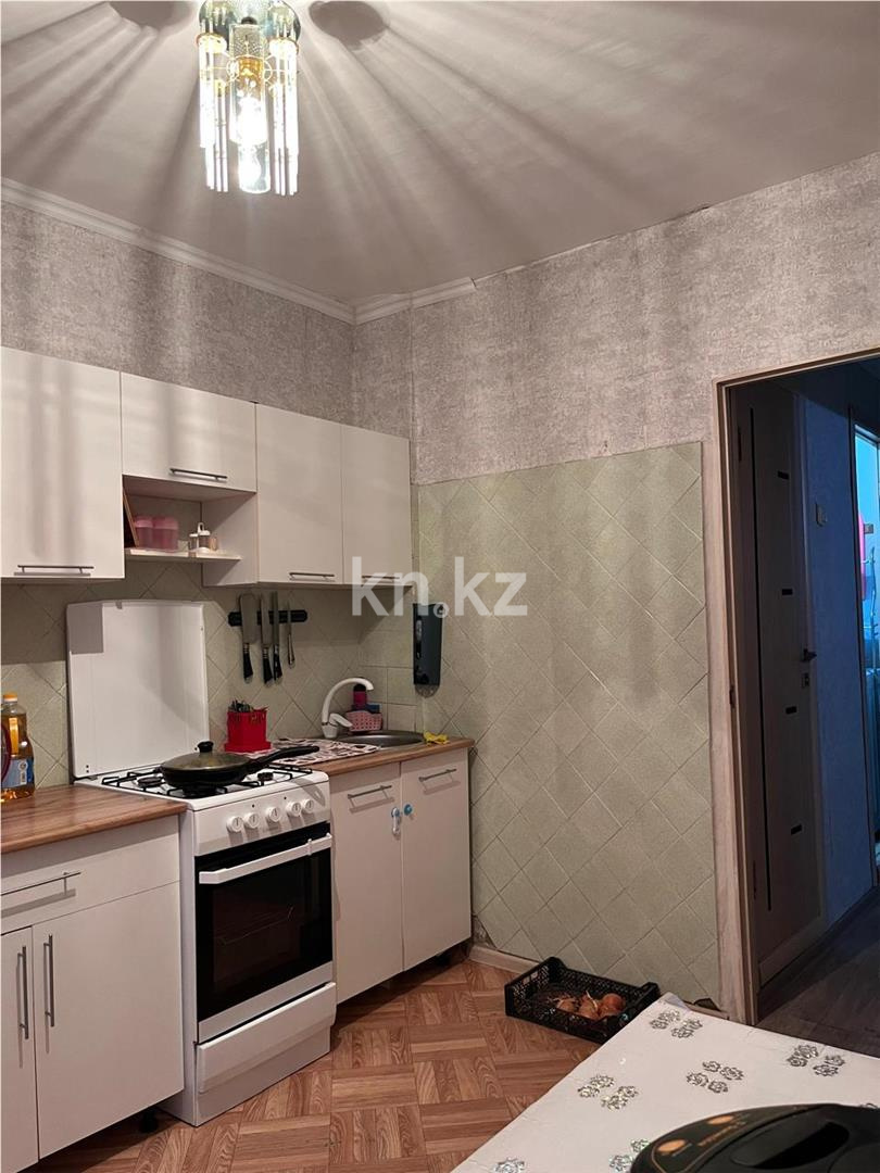 Продажа 3-комнатной квартиры, 65 м², мкр-н 19, дом  75 в Караганде - фото 6