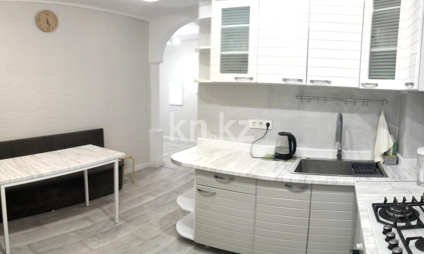 Аренда 2-комнатной квартиры посуточно, 60 м², ул. Шевченко, дом  15 - Достык - Аренда квартир посуточно в Алматы фото 3 из 7