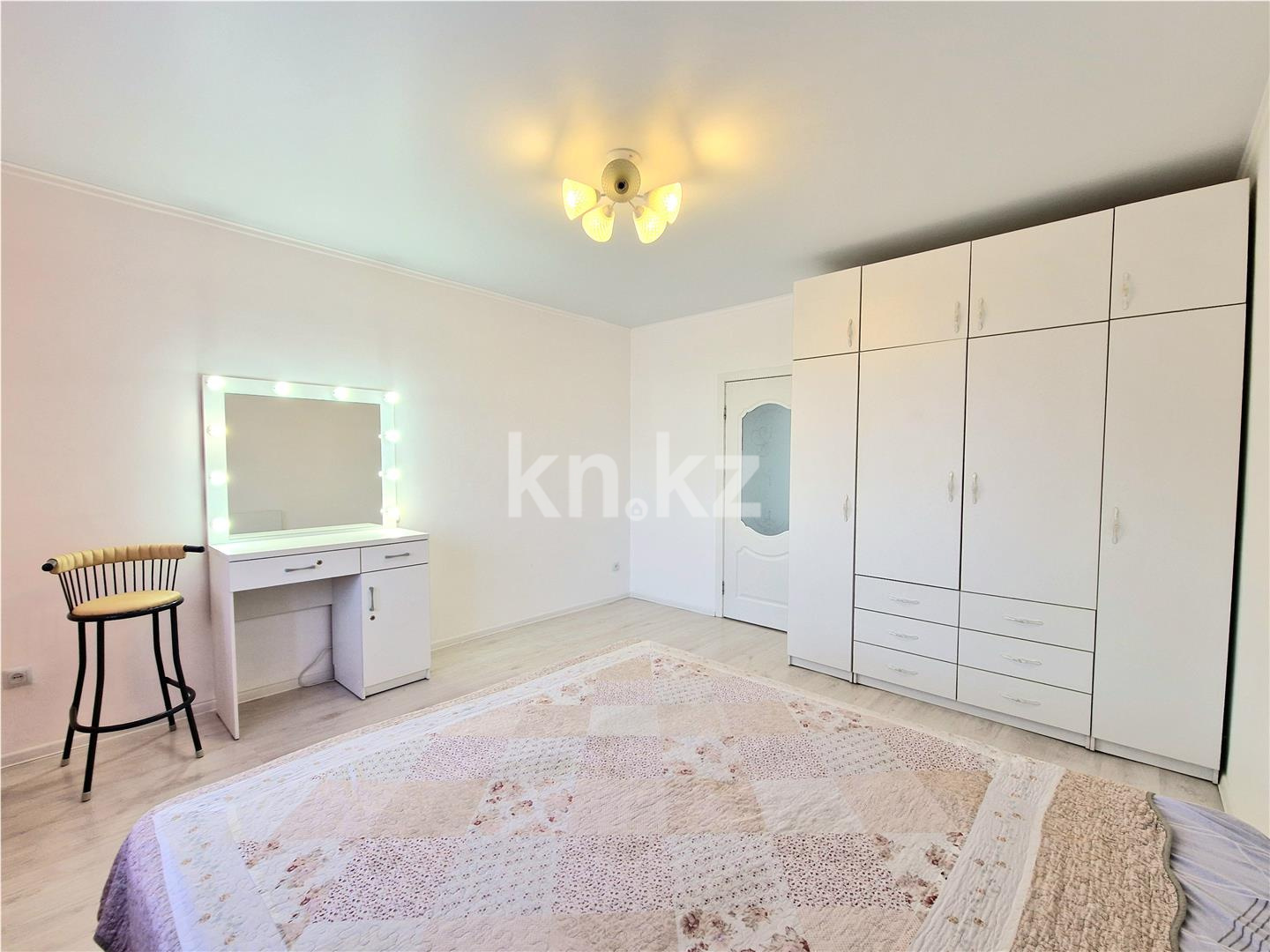 Продажа 3-комнатной квартиры, 86 м² - Продажа недвижимости в Караганде - страница 2 фото 8 из 22
