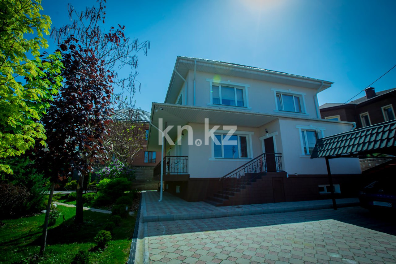 Продажа 7-комнатного дома, 305.2 м², мкр-н Нурлытау - Продажа домов и коттеджей в Алматы фото 1 из 40