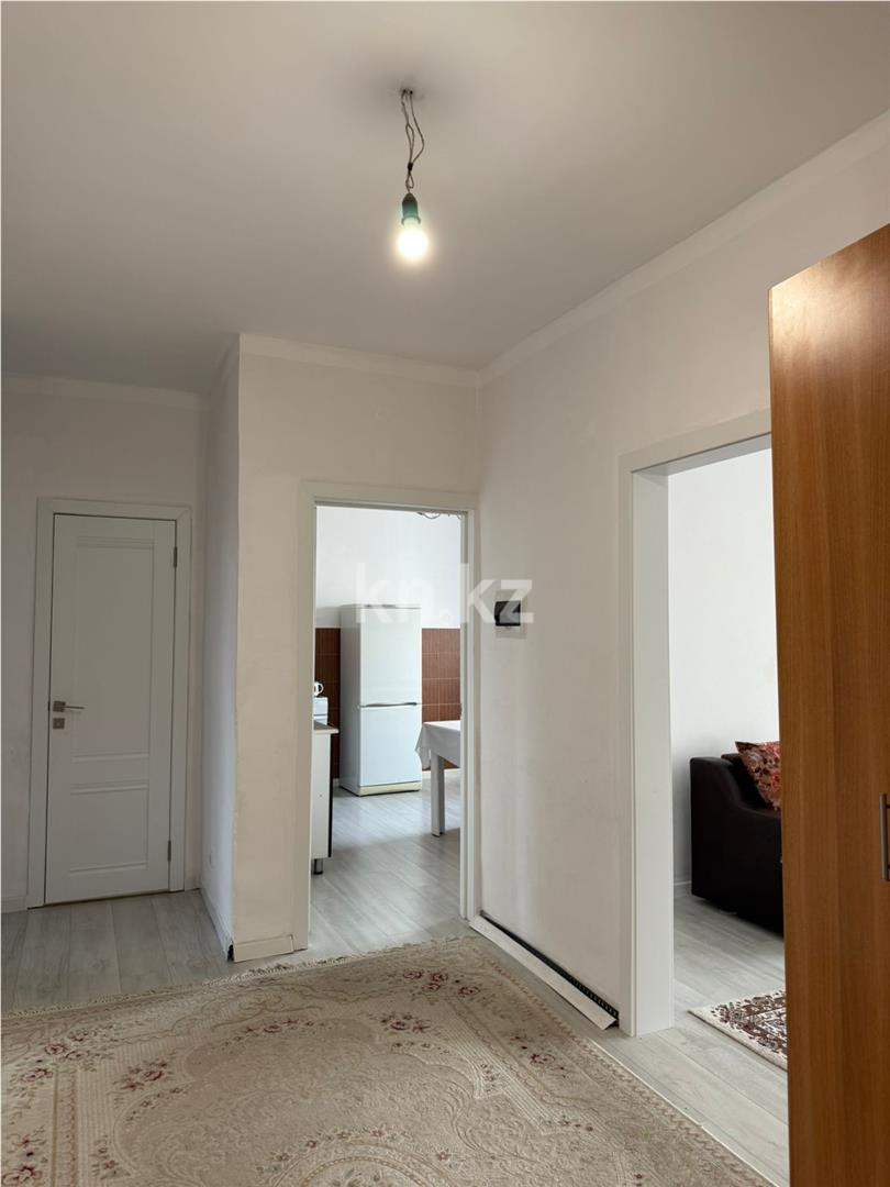 Продажа 3-комнатной квартиры, 74 м², пр. Шахтеров в Караганде - фото 13