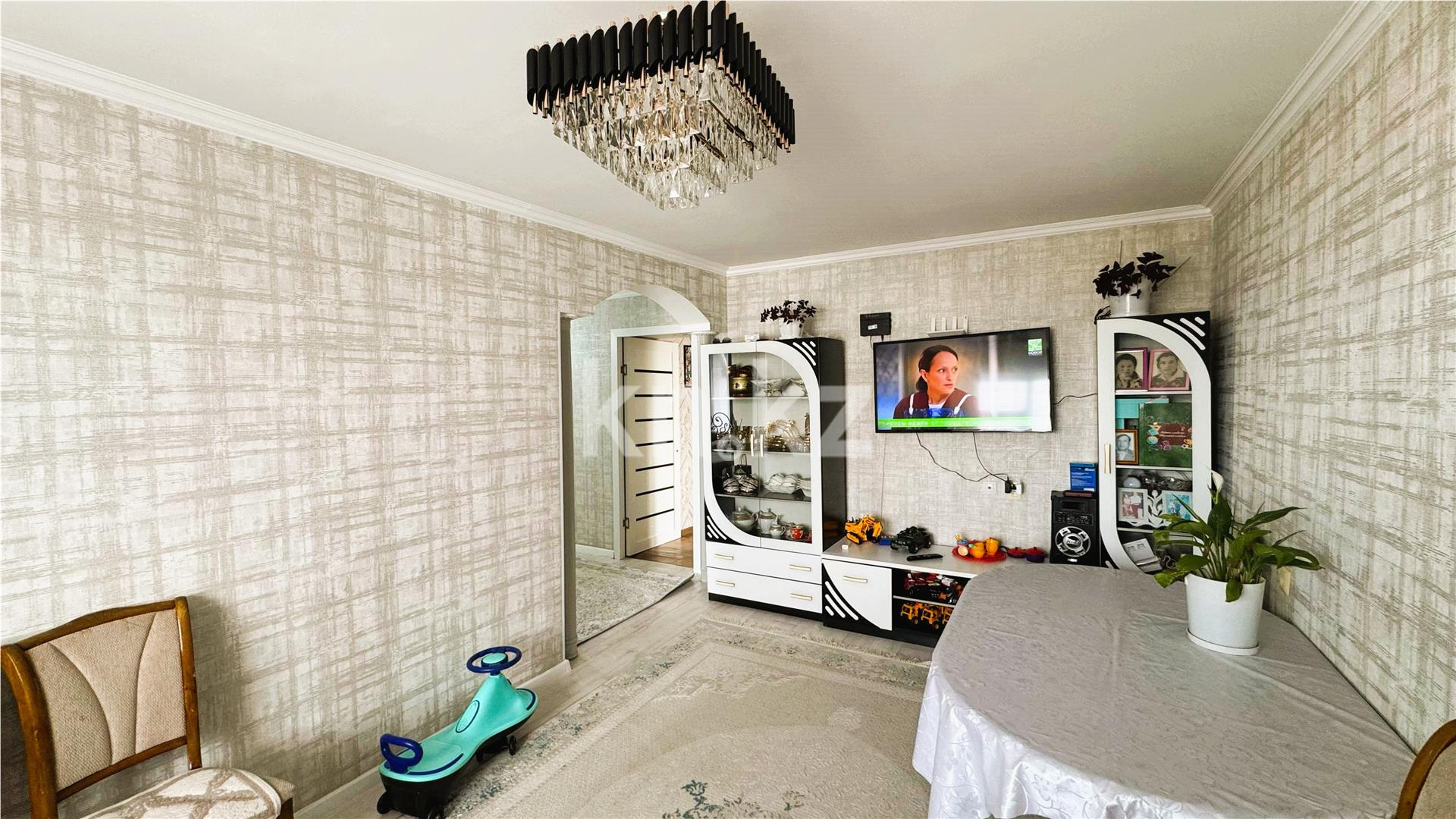 Продажа 3-комнатной квартиры, 72 м², пр. Назарбаева, дом  43 в Караганде - фото 2