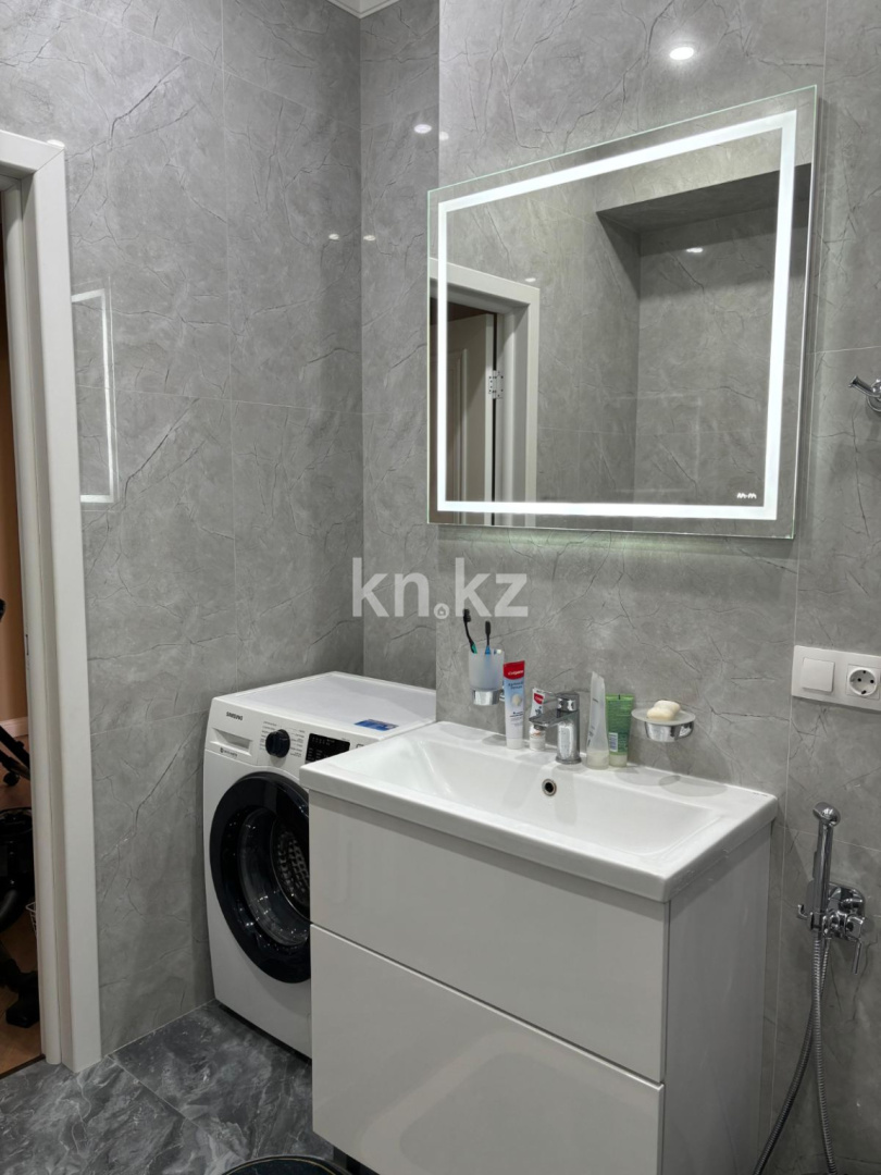 Продажа 2-комнатной квартиры, 74.1 м², ул. Бегалина в Алматы - фото 22