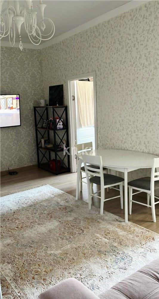 Продажа 3-комнатной квартиры, 70 м², ул. Байтурсынова в Астане - фото 2