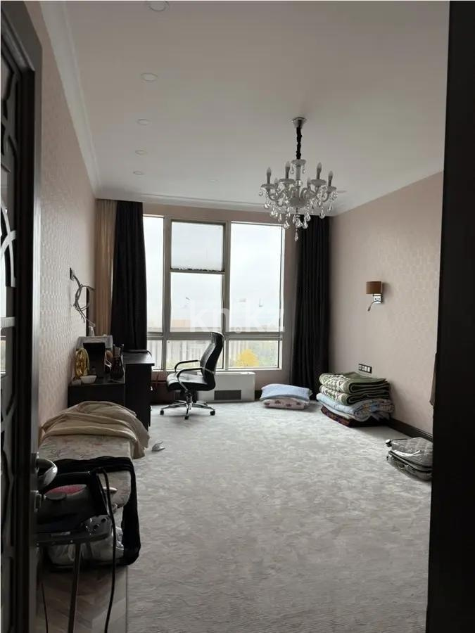 Продажа 4-комнатной квартиры, 166 м² в Алматы