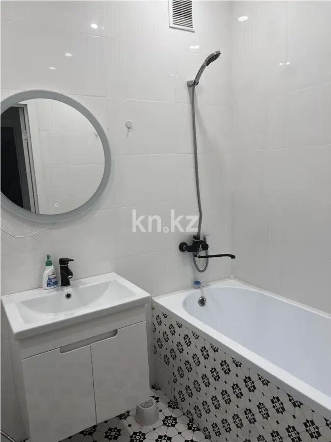 Продажа 2-комнатной квартиры, 65.4 м² в Астане - фото 4
