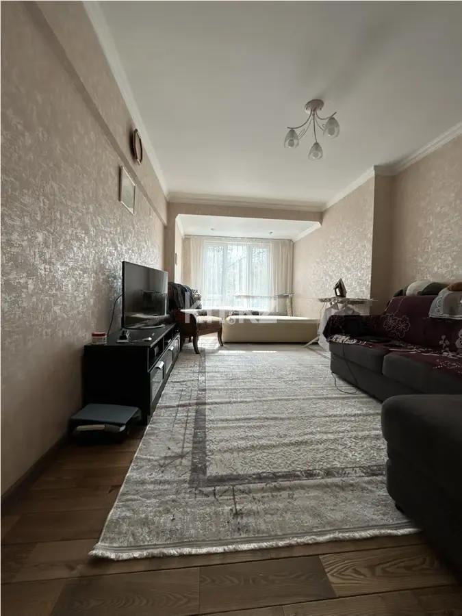 Продажа 3-комнатной квартиры, 65 м², ул. Сатпаева, дом  32а - Продажа квартир в Алматы фото 1 из 6