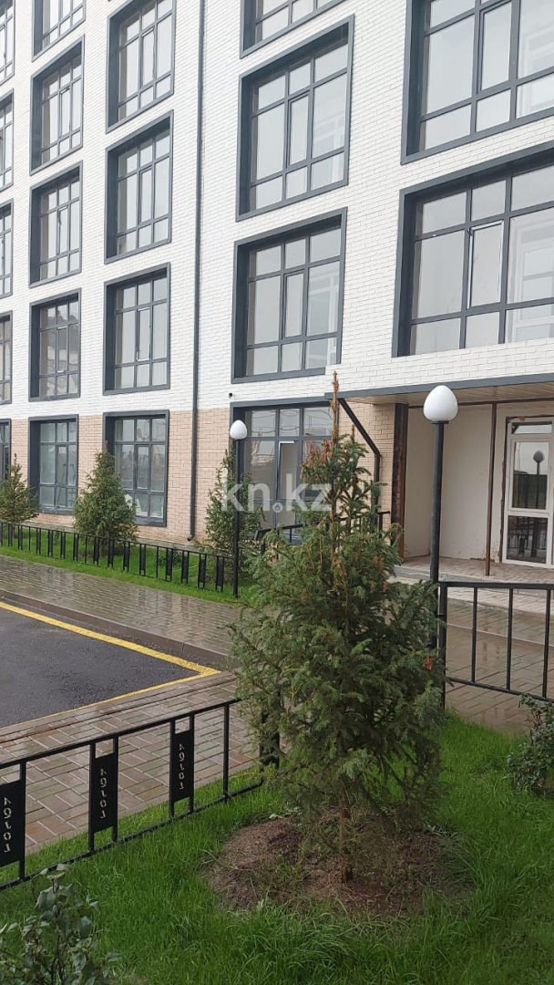Продажа 1-комнатной квартиры, 32 м², пр. Кабанбай батыра, дом  107 - Продажа квартир в Астане фото 1 из 17