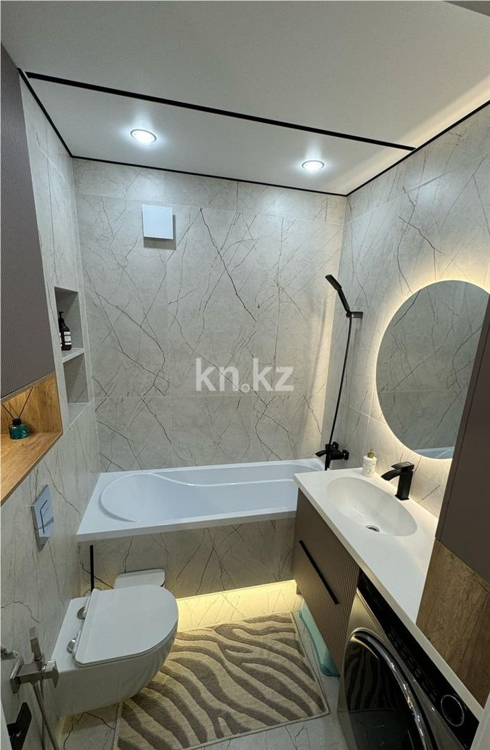 Продажа 3-комнатной квартиры, 66 м², ул. Нажимеденова в Астане - фото 13