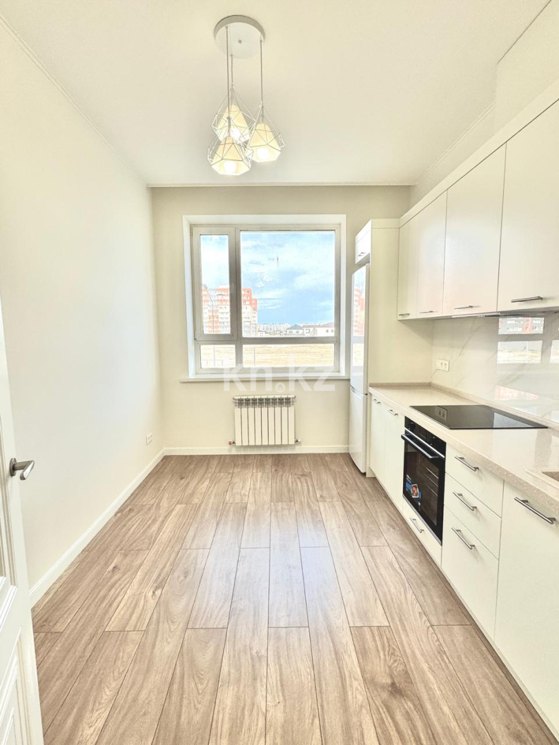 Продажа 2-комнатной квартиры, 60 м², ул. Райымбек батыра, дом  54 в Астане - фото 3