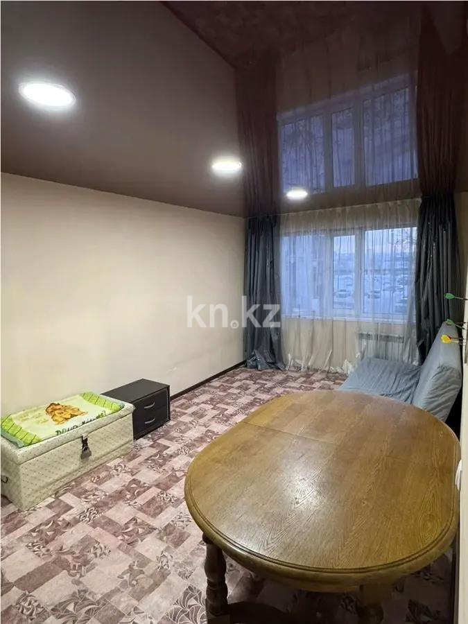 Продажа 3-комнатной квартиры, 61 м², мкр-н 18, дом  17 - Продажа  трехкомнатных квартир в Караганде фото 2 из 6