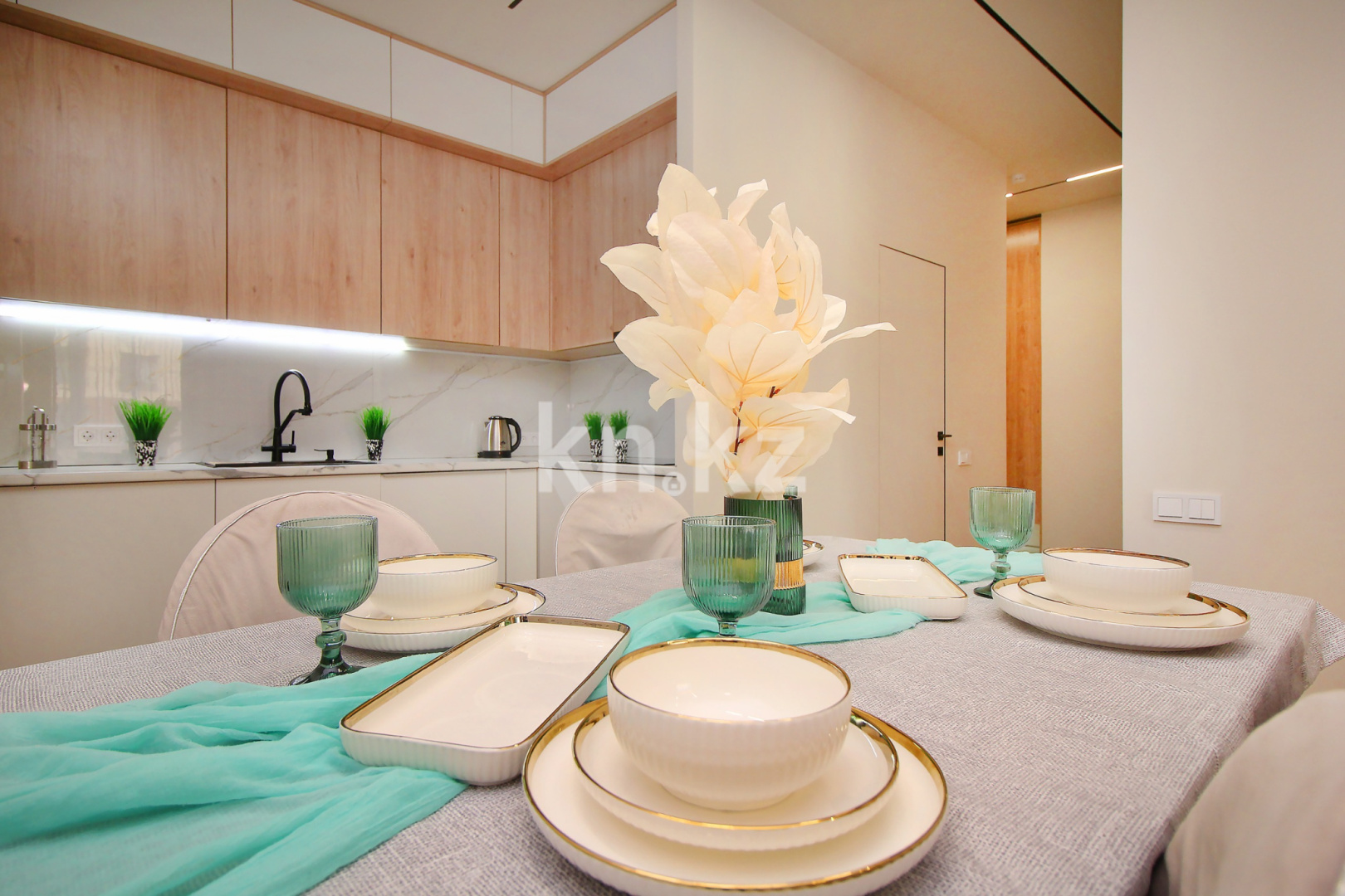 Аренда 3-комнатной квартиры посуточно, 65 м² - Аренда трехкомнатных квартир посуточно в Алматы фото 16 из 32