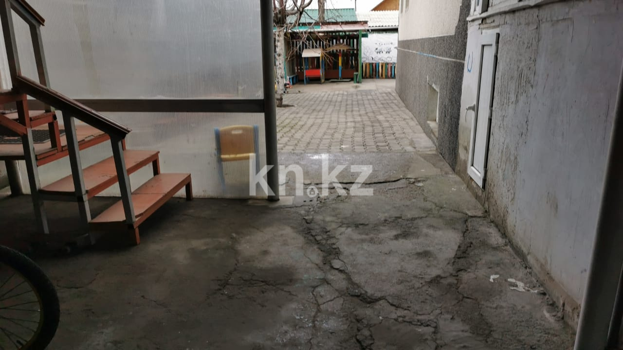 Продажа 10-комнатного дома, 268.2 м² - Продажа недвижимости в Алматинской области - страница 2 фото 33 из 38