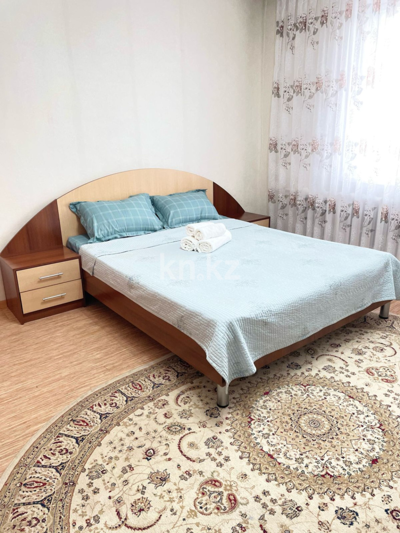 Аренда 1-комнатной квартиры посуточно, 35 м², ул. Таттимбета, дом  19 - Аренда квартир посуточно в Караганде с фото фото 3 из 9