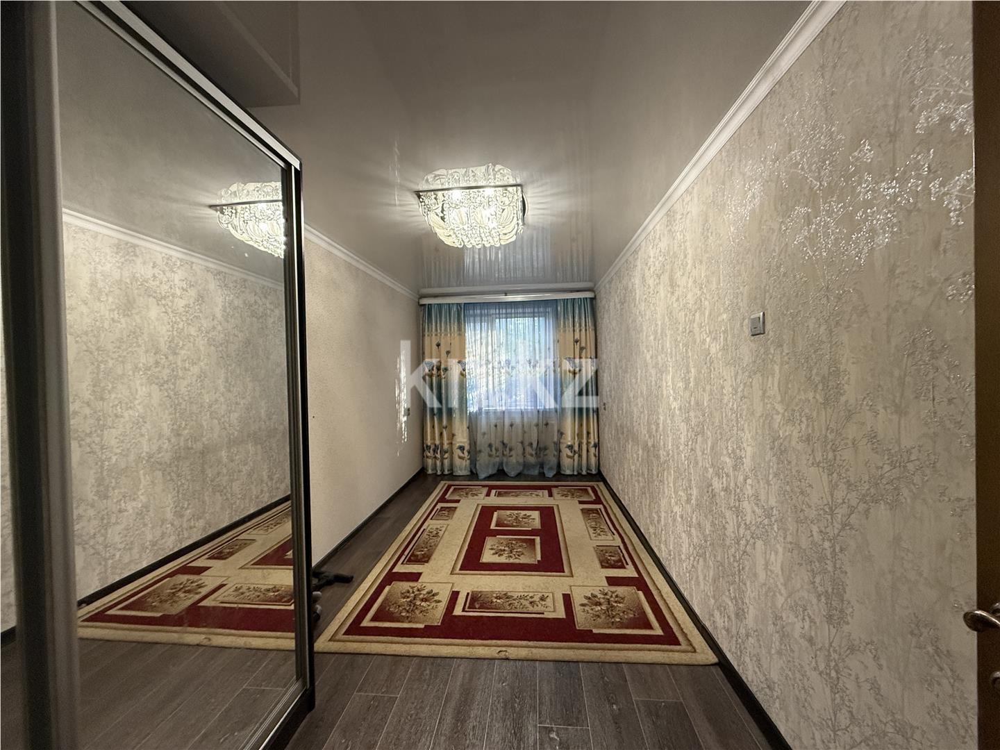 Продажа 2-комнатной квартиры, 42 м², пр. Республики, дом  36 - Продажа  двухкомнатных квартир в Караганде фото 1 из 10