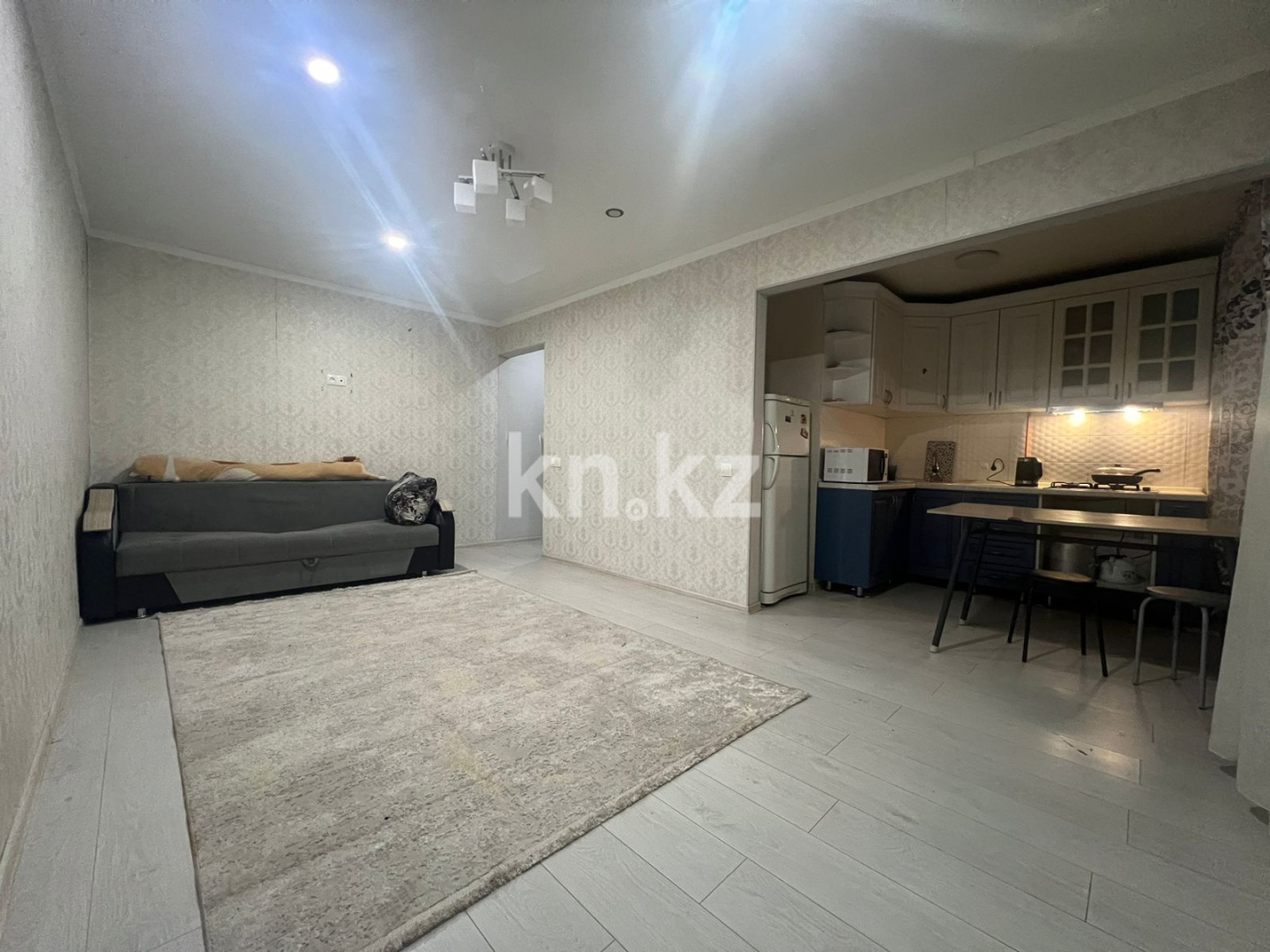 Продажа 2-комнатной квартиры, 46 м², пр. Республики - Продажа квартир в Казахстане фото 1 из 8