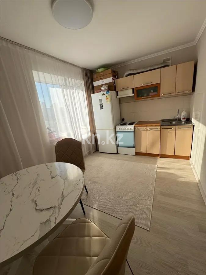 Продажа 1-комнатной квартиры, 38 м², ул. Сокпакбаева, дом  18/2 в Астане - фото 2