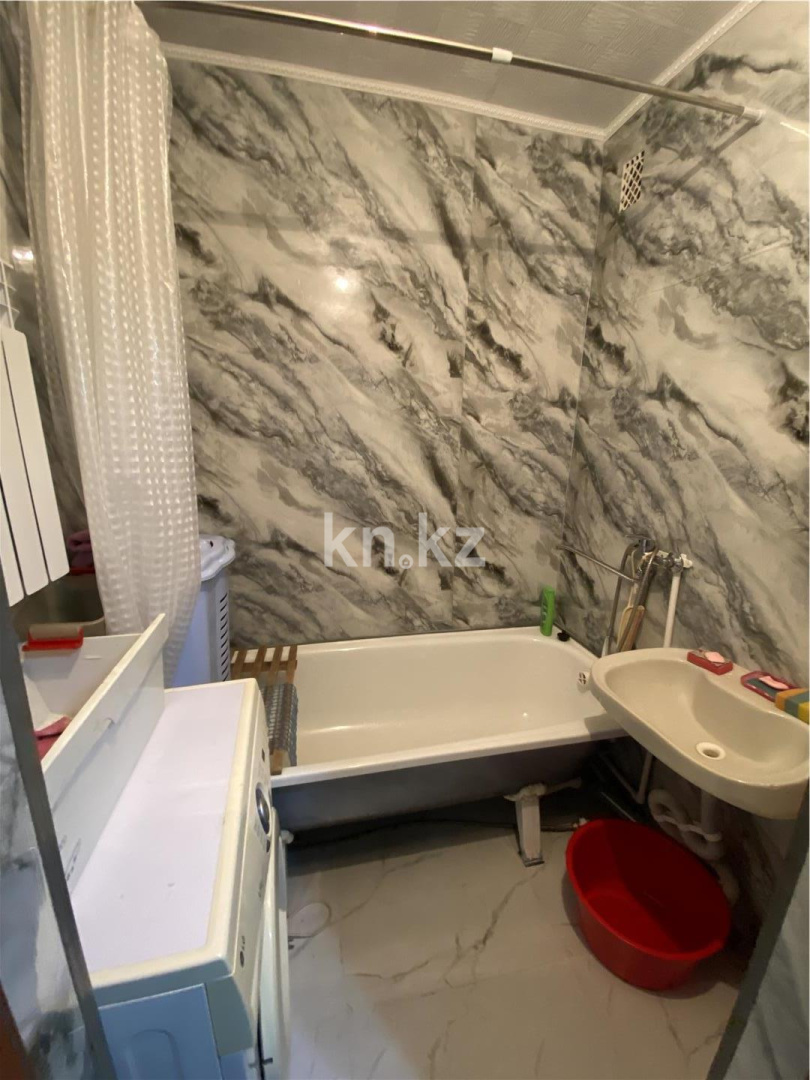 Продажа 4-комнатной квартиры, 79 м², ул. Металлистов - Продажа квартир в Караганде фото 11 из 13